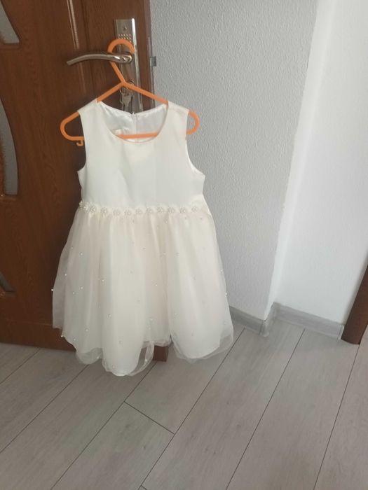 Детска рокла официална