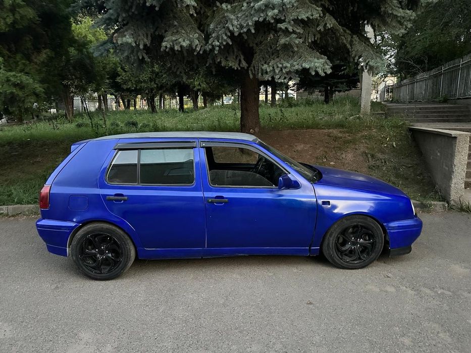Гольф 3 на ходу продам