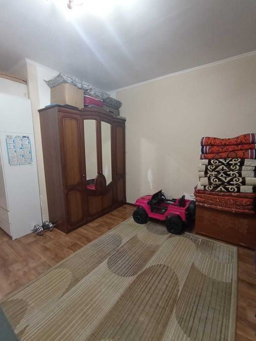 Продам 2 комн. квартиру в Уральске