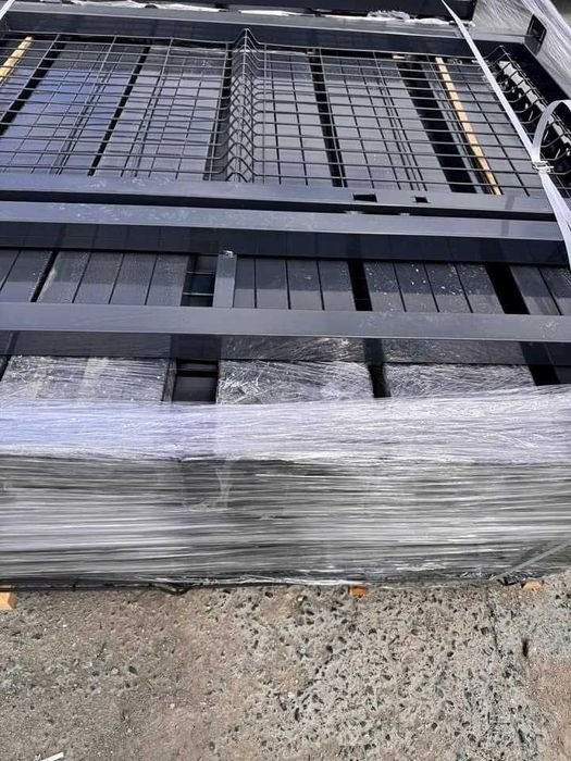 КЪЩА с РЗП 200 кв.м., двор 2,330 кв.м., село Манолово