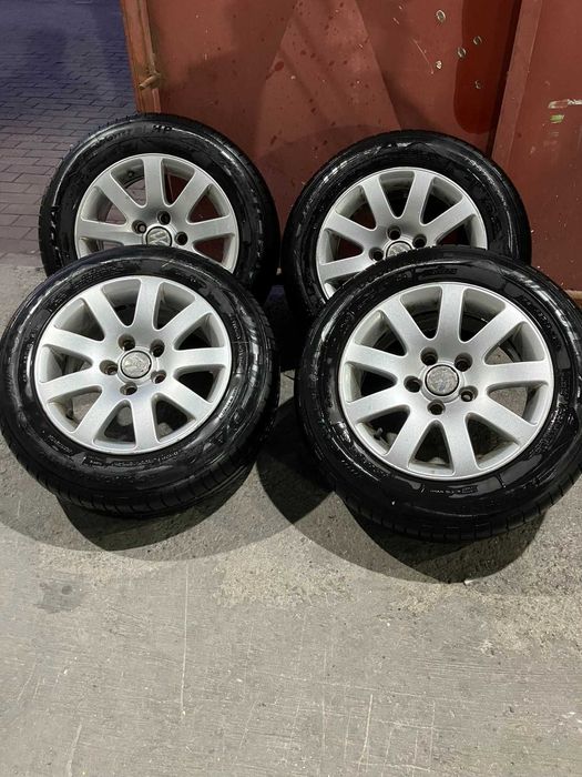 Гуми с джанти 195/65R15 за VW Passa