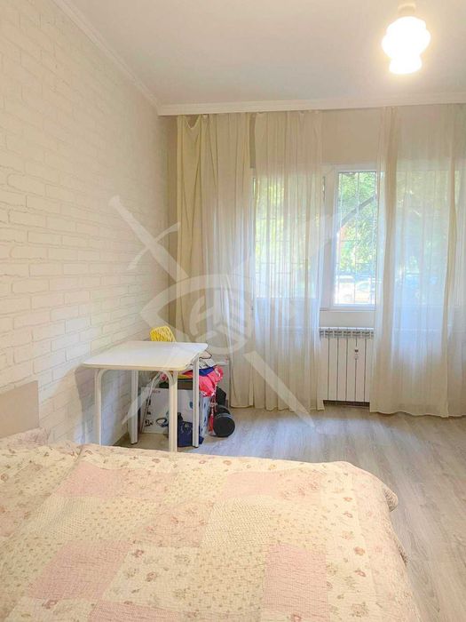 Продава се Тристаен апартамент в Пловдив, Кършияка - 85 кв.м за 1451 €/кв.м - Снимка #6