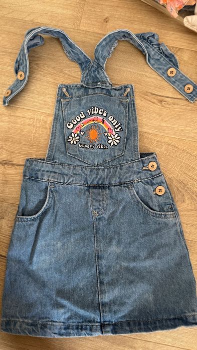 Джинсовое платье новое 98-104