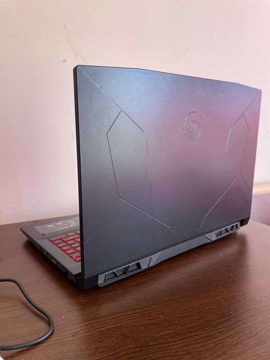 Gaming Laptop MSI Bravo 15 B5ED