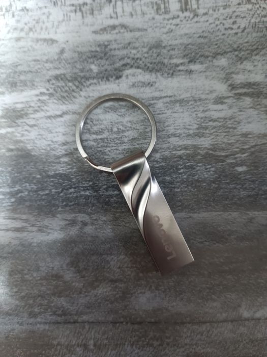 Флашка Леново 2тв