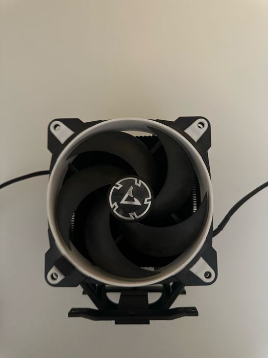 Охладител за процесор ARCTIC Freezer 34 eSports DUO White