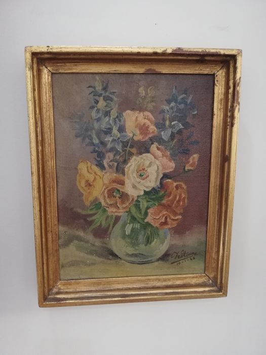 Много красива, стара картина. Цветя.