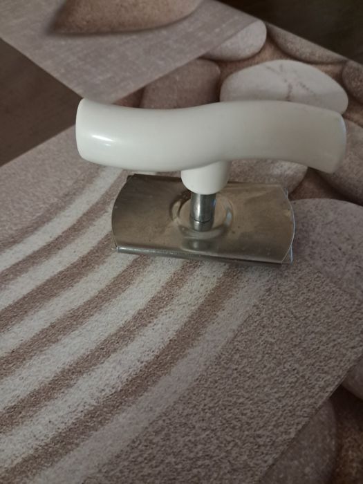 Отварачка за буркани