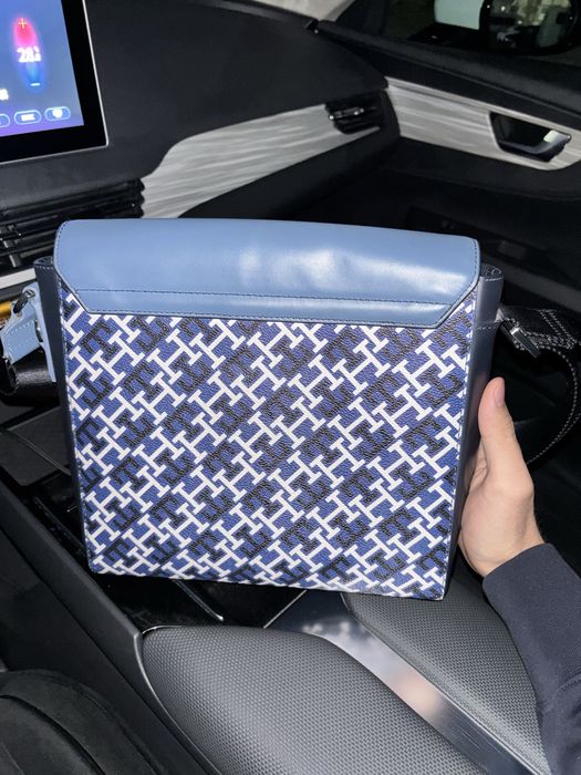 Барсетка Tommy Hilfiger