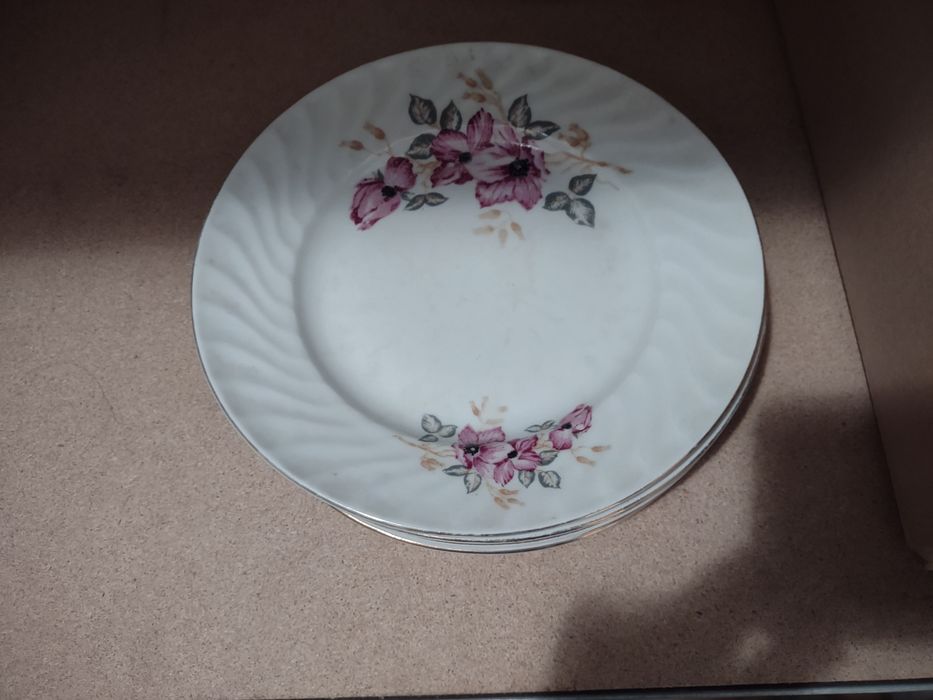 Български сервизи за хранене