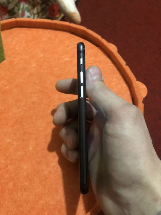 Iphone 8 в поностью рабочем состоянии