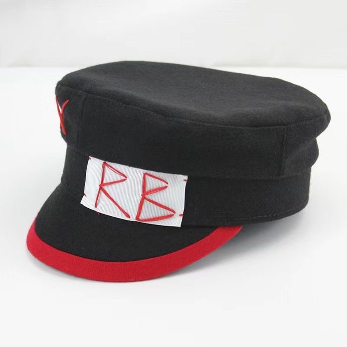 Шапки Baginski , Gucci, LV