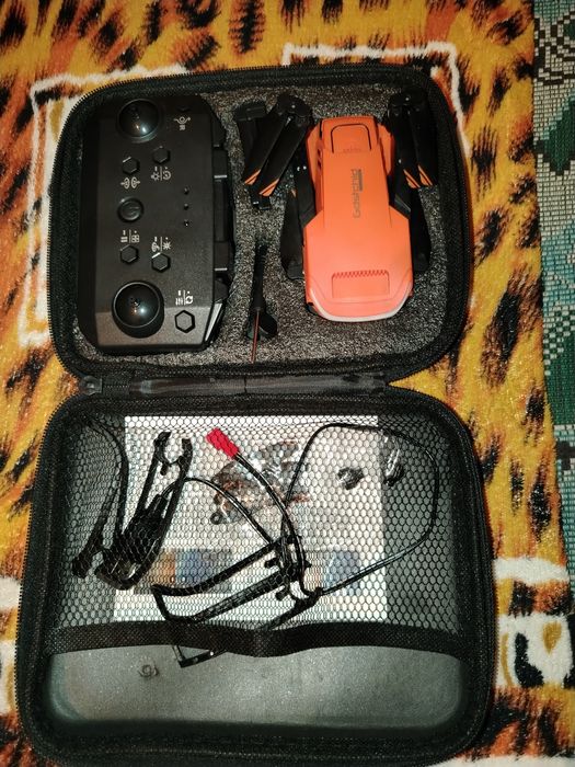 Продам квадракоптер