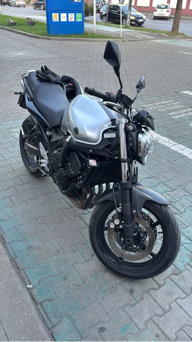 Yamaha FZ6 S2.