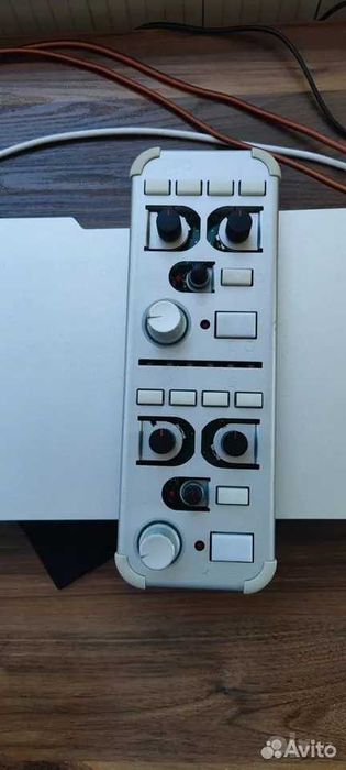 DJ MIDI-контроллер Vestax VFX-1