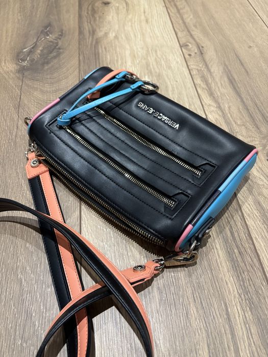 Оригинална чанта VERSACE за през рамо от кожа