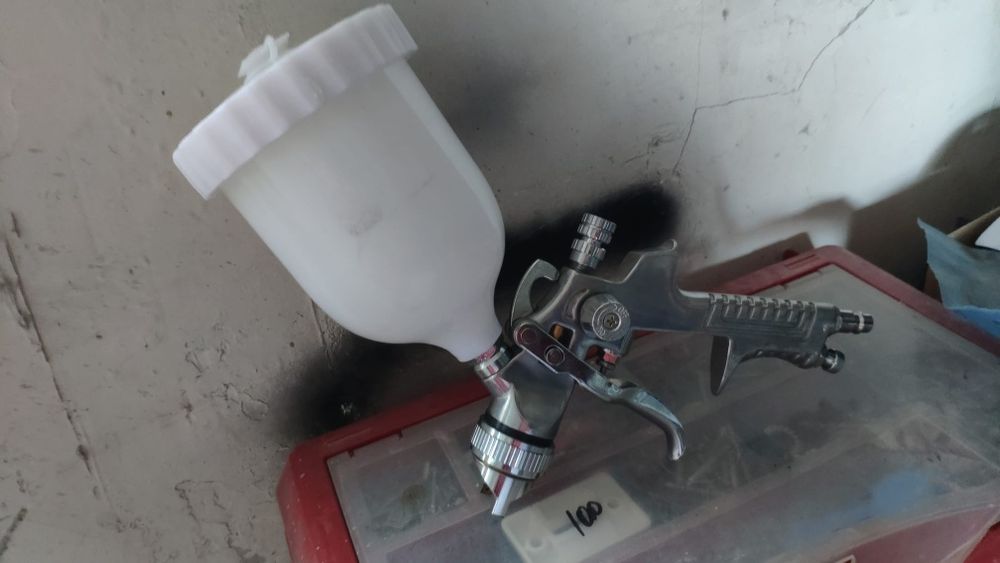 Pistol vopsit Auto Adus Germania diuza 1.5 - NOU