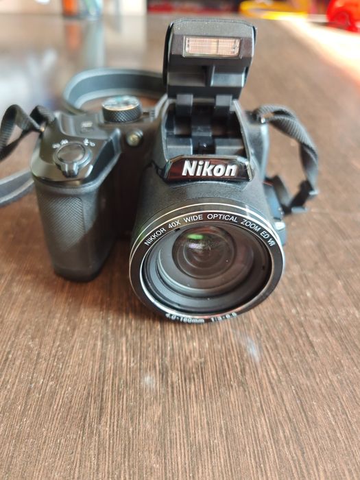 Nikon coolpix b500