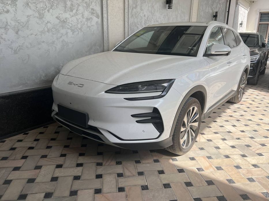 Byd song plus champion 605 km nalichi