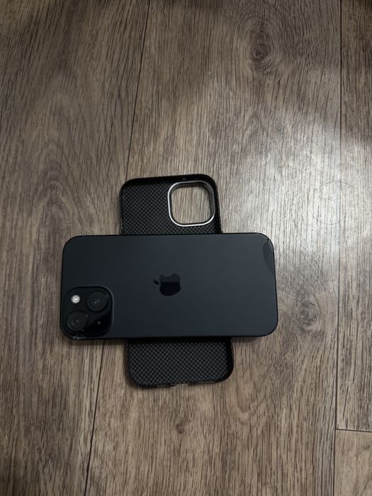 iphone 15 в хорошем состояний