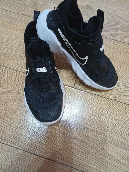 Маратонки nike, номер 31.5