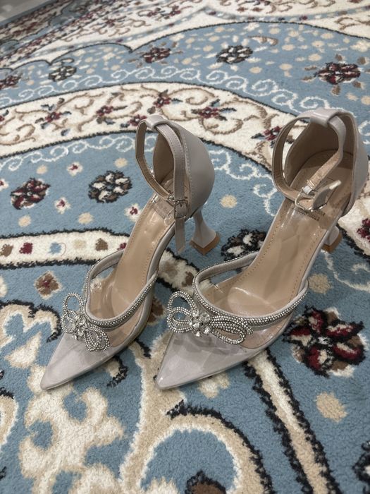 Женская обувь  туфли