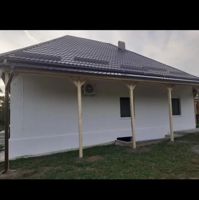 Executam acoperisuri si reparatii de urgenta
