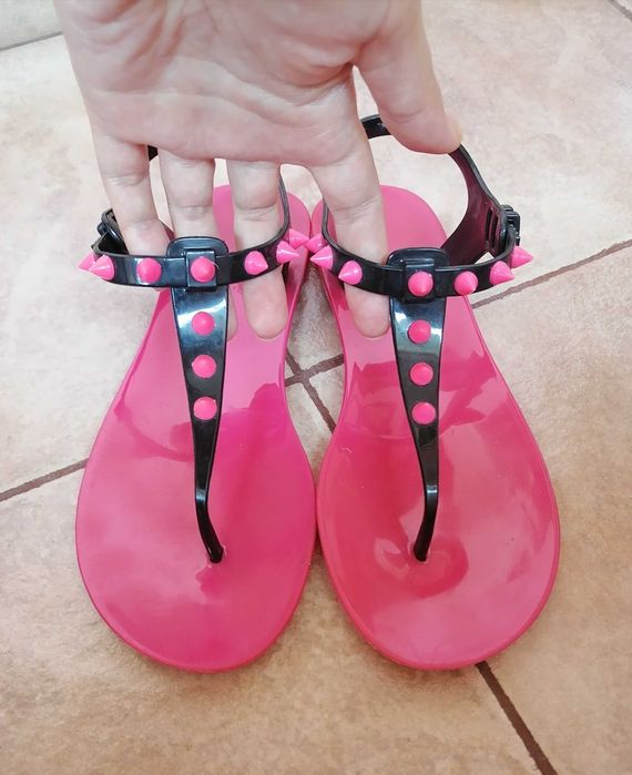 Силиконови сандали