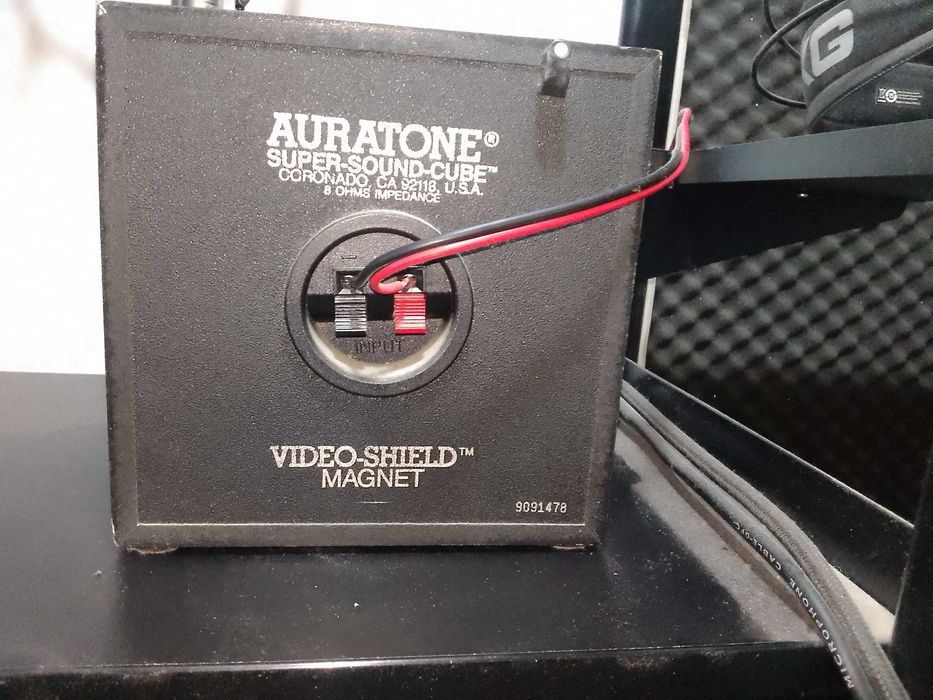 Monitoare audio studio profesionale