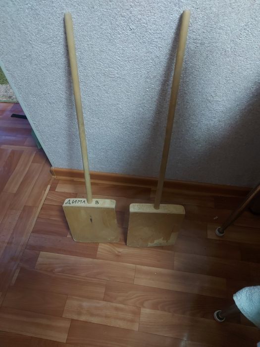 Продам снеговые лопаты детские