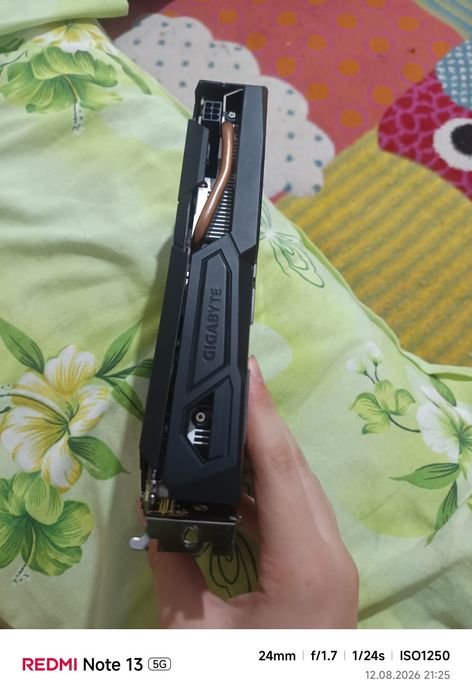 Vând placa video gtx 1050 2GB GYGABITE OC
