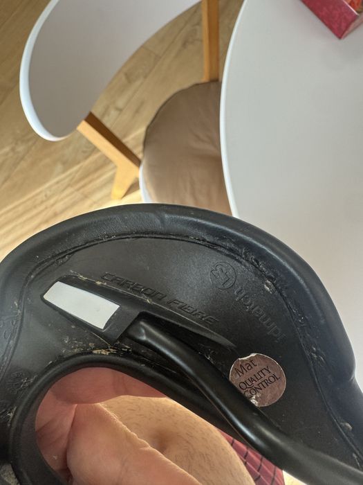 Selle italia SLR superflow carbon 143mm