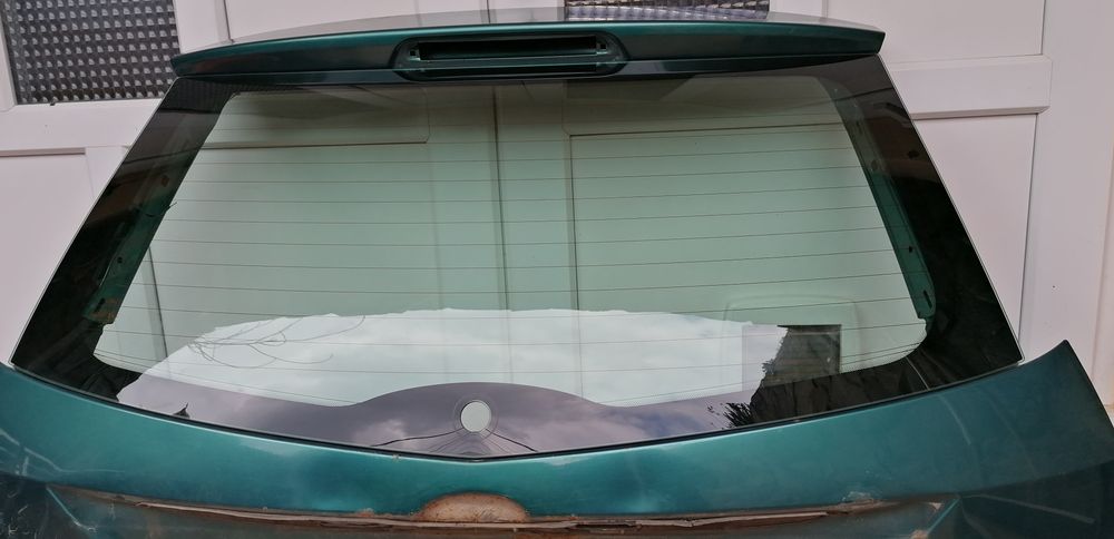 Luneta haion Ford Focus Mk1