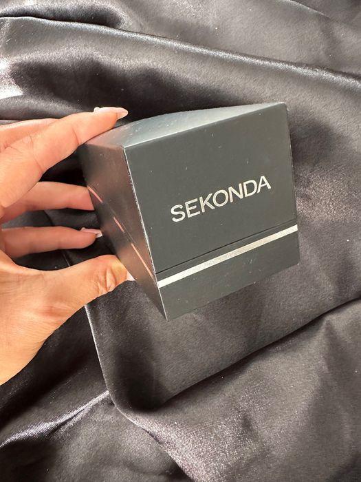 Дамски часовник Sekonda