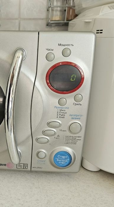 Микроволновка LG бу