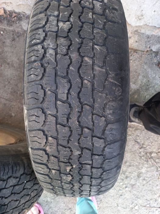 Продам резину без диска