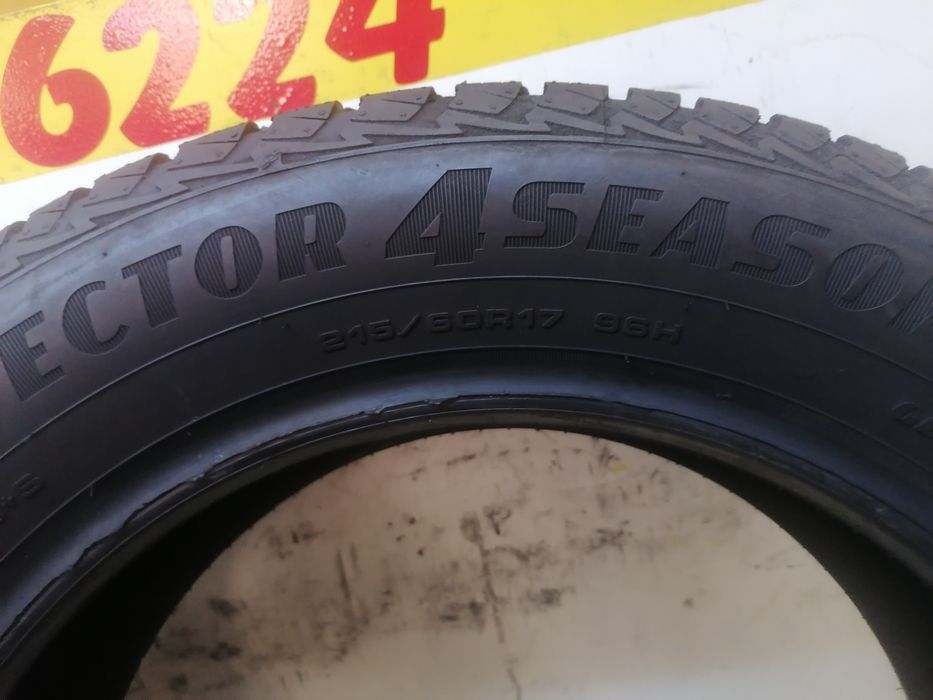 215/60/17 All Season 2x Goodyear 96h   dot 2421. 7,,37mm