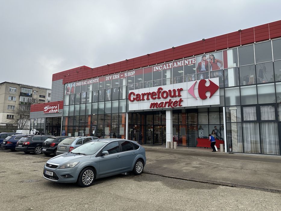Spațiu Comercial de 430 mp,  in Hârlău județul Iași lângă Carrefour și Sinsay