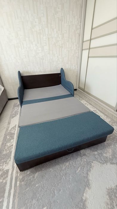 Продам диван-кровать! Мини диван-кровать