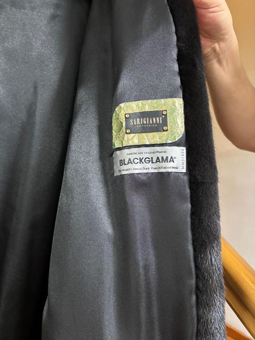 Продам норковую шубу блейк- лама