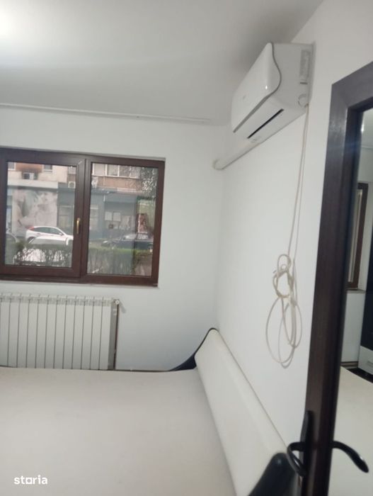 Apartament 2 camere, decomandat, zona 9 Mai — fotografia 3