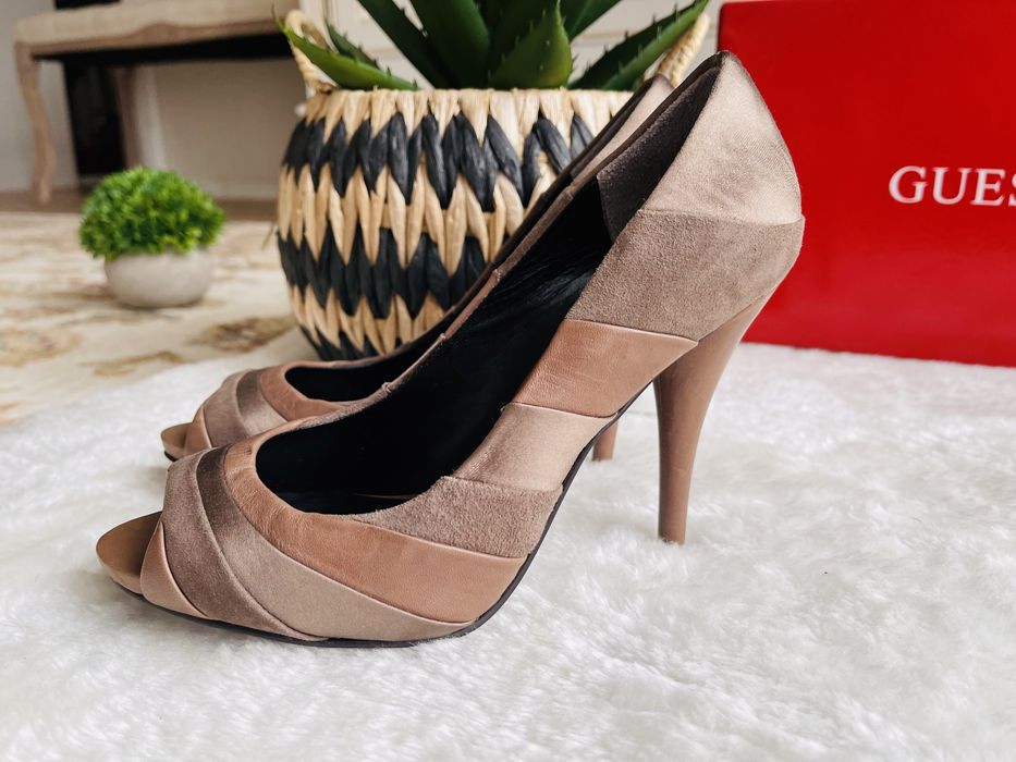 Pantofi cu toc ORIGINALI GUESS