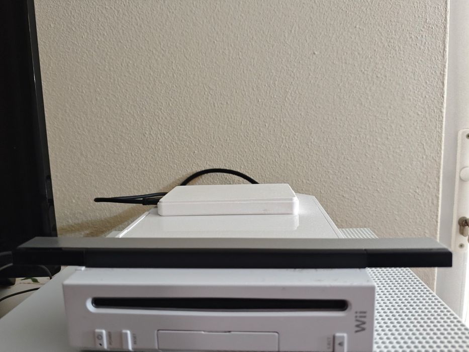 Vând Nintendo Wii modat