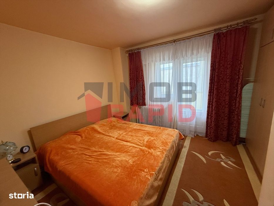Apartament cu 3 camere, Zona Han