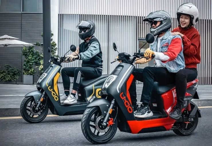 Электрический Скутер Honda U-Go GT.