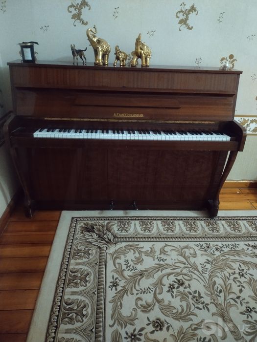 Alksandr Germon pianino