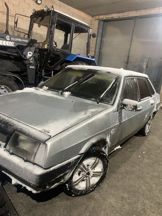 Продам ваз 21099