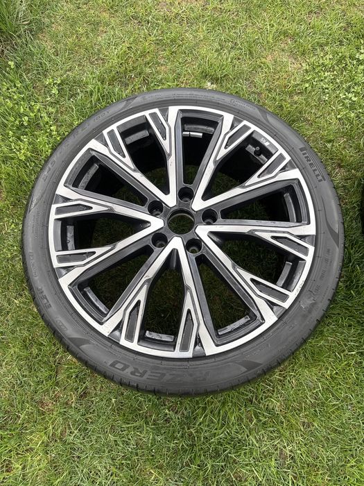 2 Jante 21'' originala Audi A6 S6 RS6 E-Tron 245 40 21 100y pirelli P zero