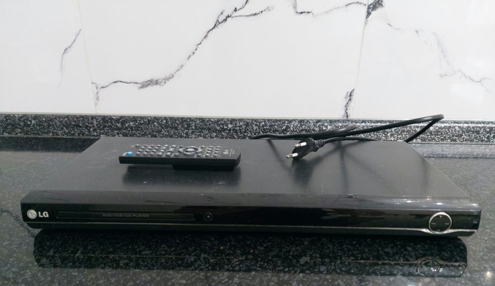 Продам DVD. ДВД проигрыватель