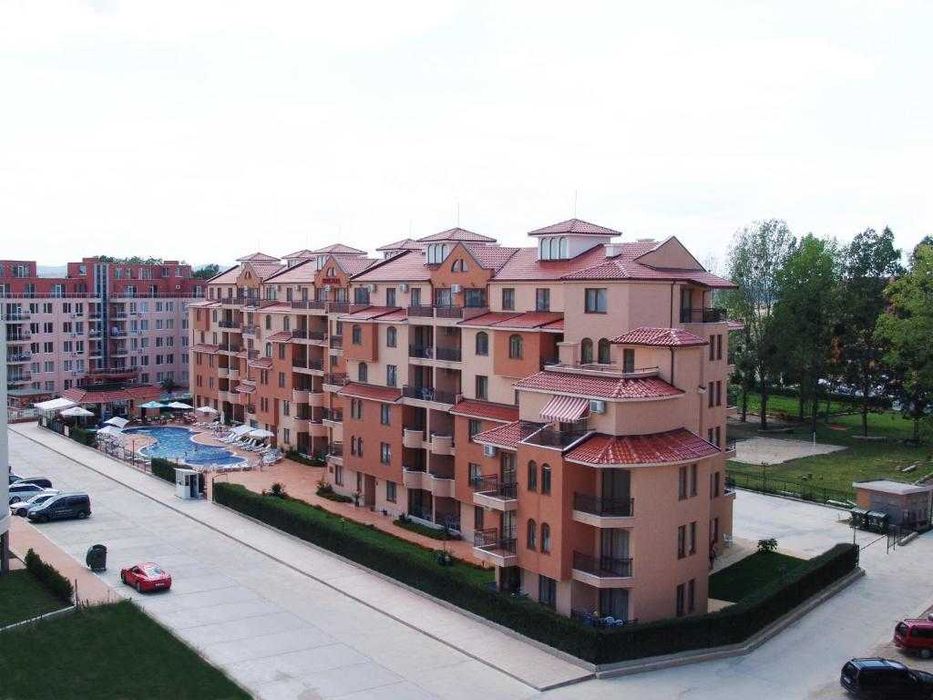 продавам апартамент